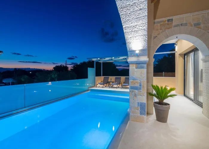 Romanza II Luxury Villa